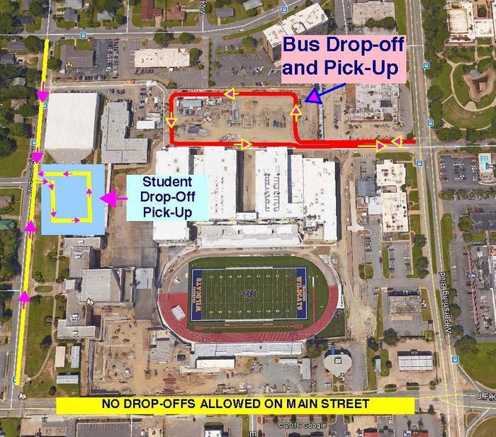Parent_and_Bus_Drop--Off_7-26-16.jpg